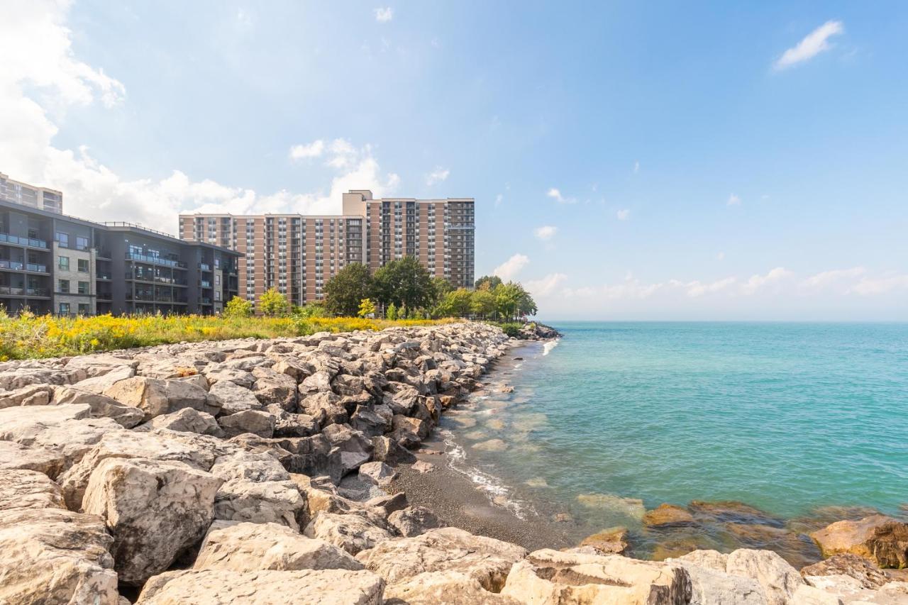 Globalstay Modern Townhomes In Lakeshore Steps To The Beach Hamilton Luaran gambar