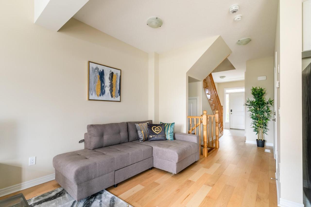 Globalstay Modern Townhomes In Lakeshore Steps To The Beach Hamilton Luaran gambar