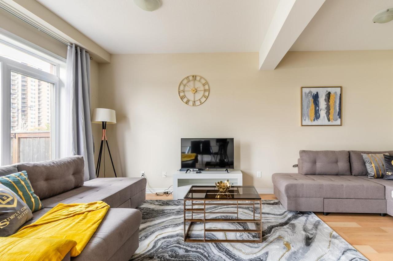 Globalstay Modern Townhomes In Lakeshore Steps To The Beach Hamilton Luaran gambar