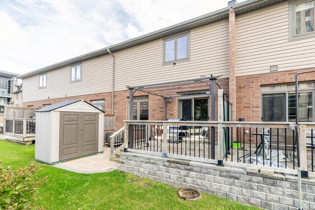 Globalstay Modern Townhomes In Lakeshore Steps To The Beach Hamilton Luaran gambar